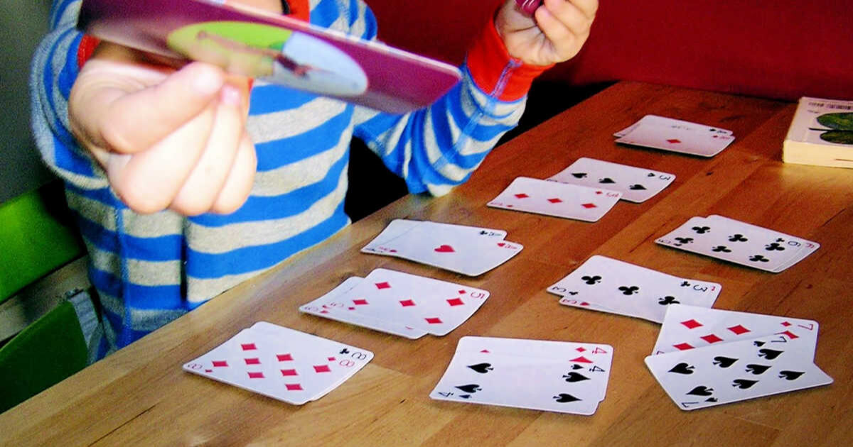 How to Play Go Fish Card Game