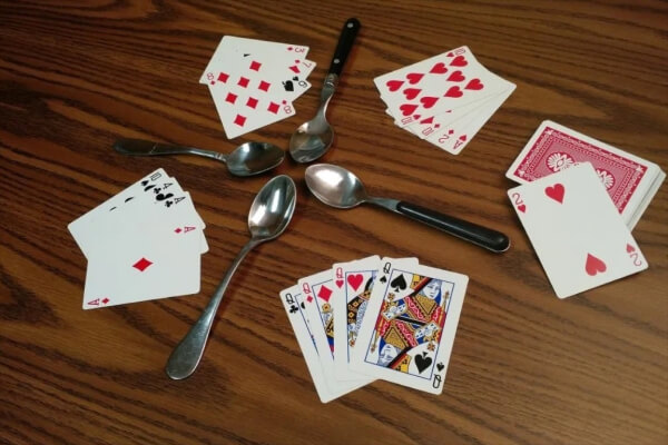 Spoons Card Games to Play with Friends